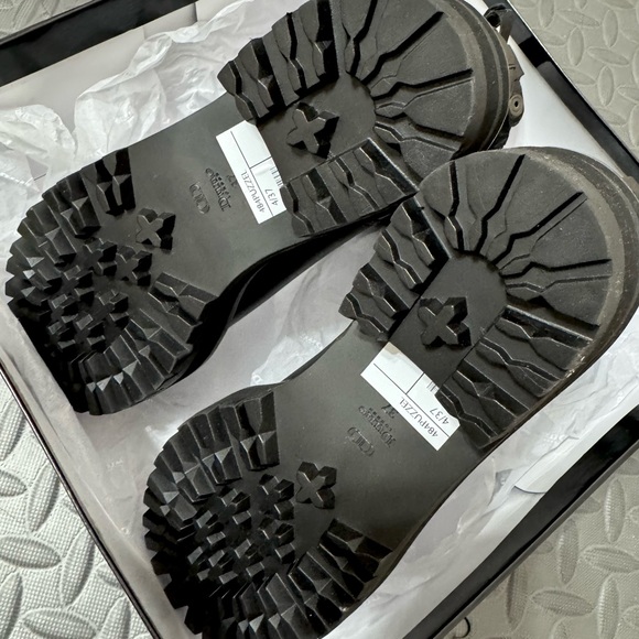 NEW Dune London Puzzel Leather Embellished Chain Ankle Boots Black - Picture 8 of 11